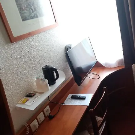 Hotel Kyriad 2*