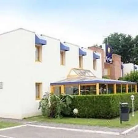 호텔 Kyriad 샹티이