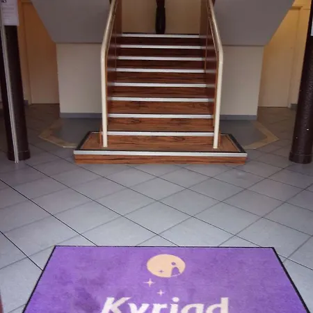Kyriad 호텔