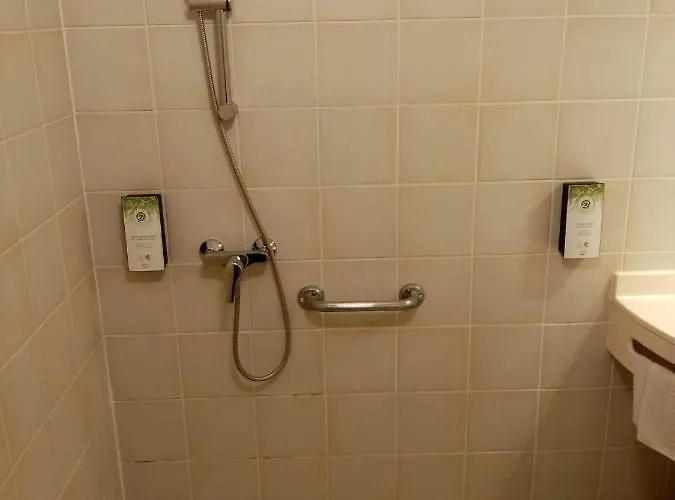 Kyriad Hotel Chantilly