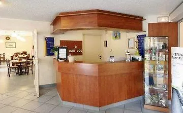 Kyriad Hotel Chantilly