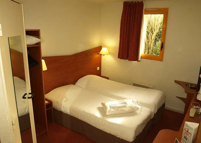 Kyriad Hotel Chantilly