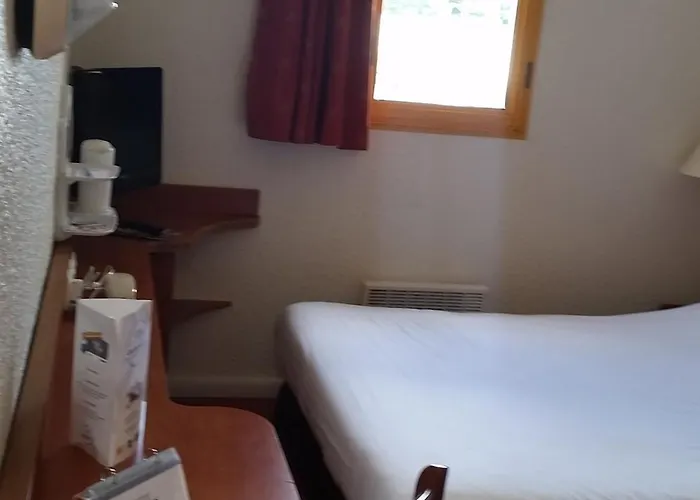 Hotel Kyriad Chantilly